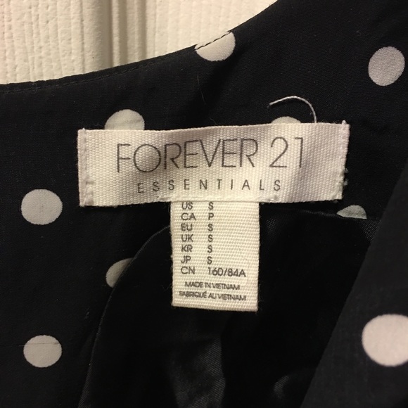 Polkadot Dress / Short / Forever 21 / Sm - Picture 3 of 3